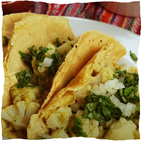 Vegane Blumenkohl Tacos Rezept mit Salsa Verde