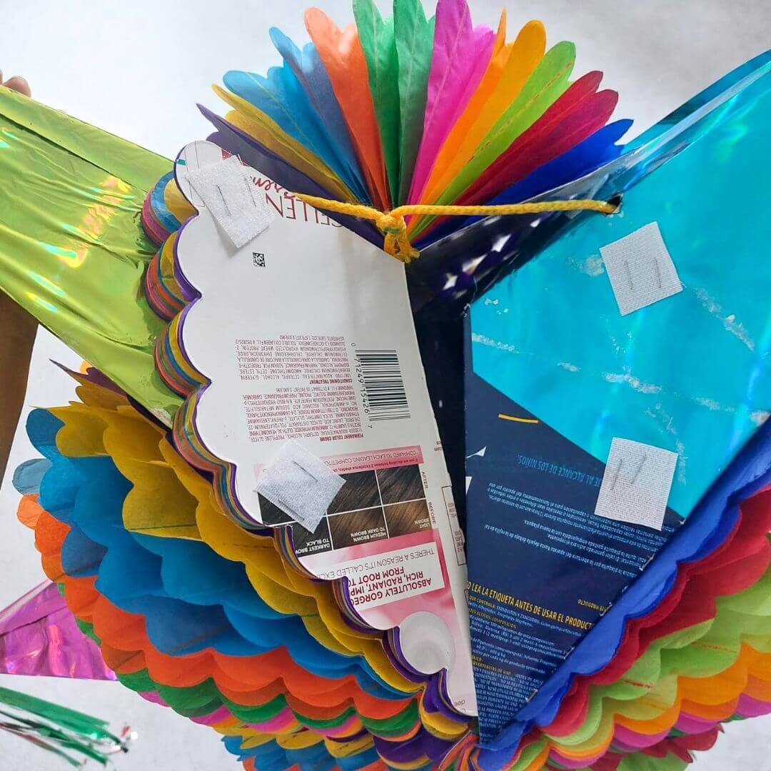 Piñata mit Stern-Motiv / Estrella bunt