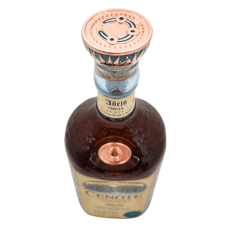 Cenote Anejo Tequila 700ml Flasche von oben