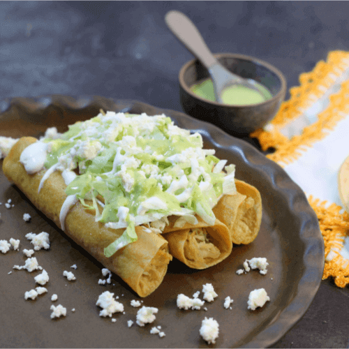 Bild der Maiz Maya Tortilla Zubereitung Flautas